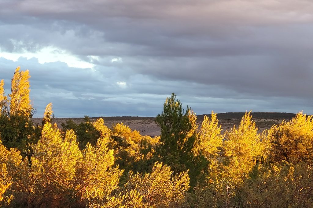 Azedara Apartments. Abendstimmung im Winter, Blick vom Balkon. Lizika Deufel 2026