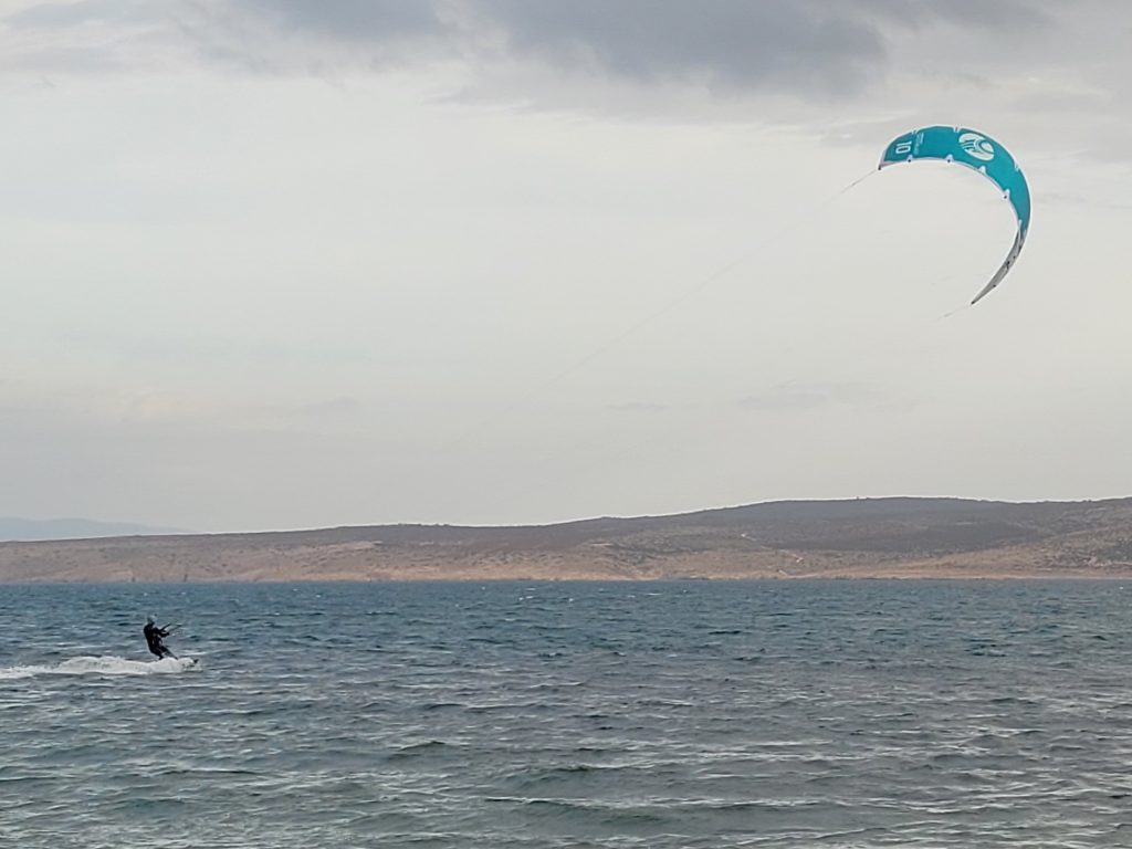 Azedara Apartments. Im Winter ist sogar Parasailing möglich. Lizika Deufel 2025